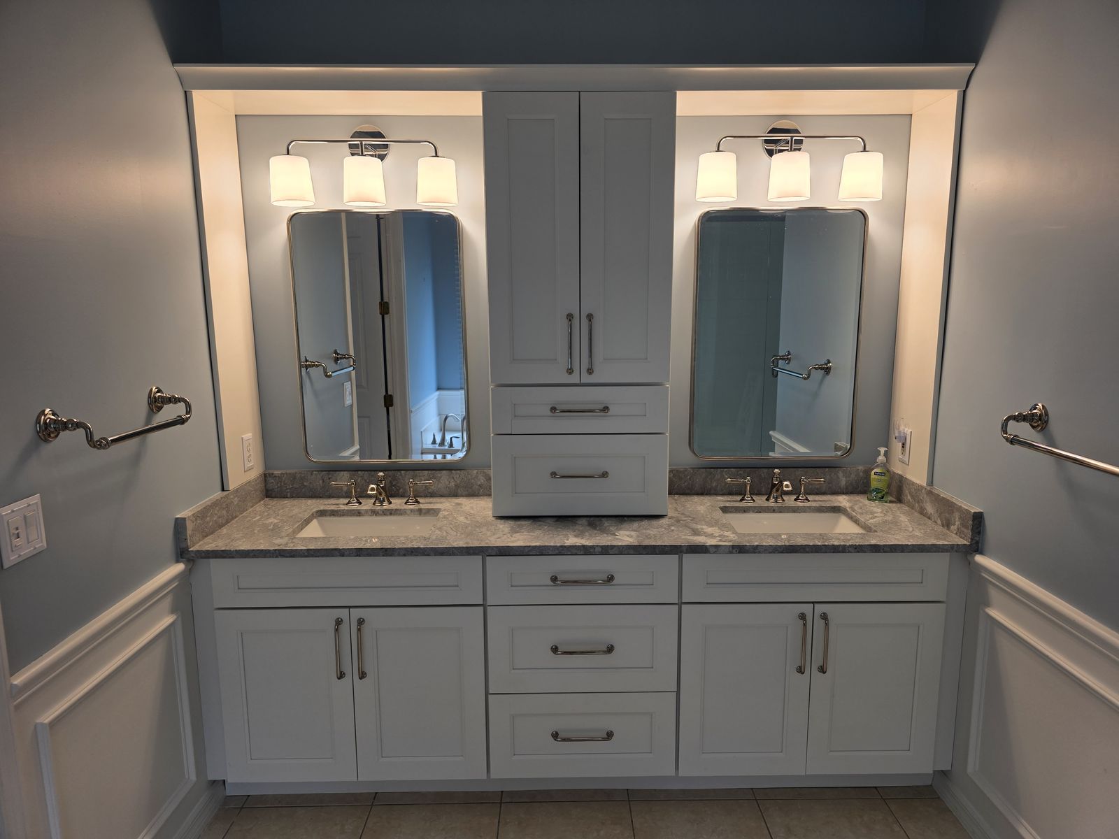 Custom Cabinets & Countertops in Southwest Florida